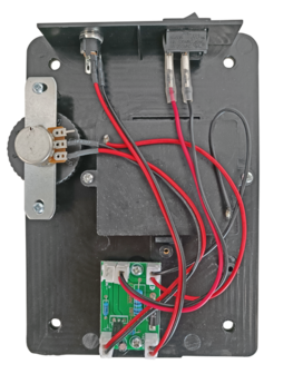 Bodemplaat BMS 036 met bedrading en elektronica