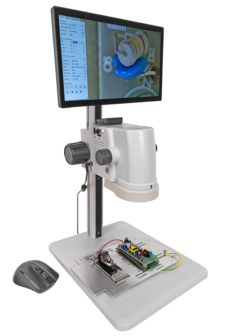 SmartScope XL inspection system with screen
